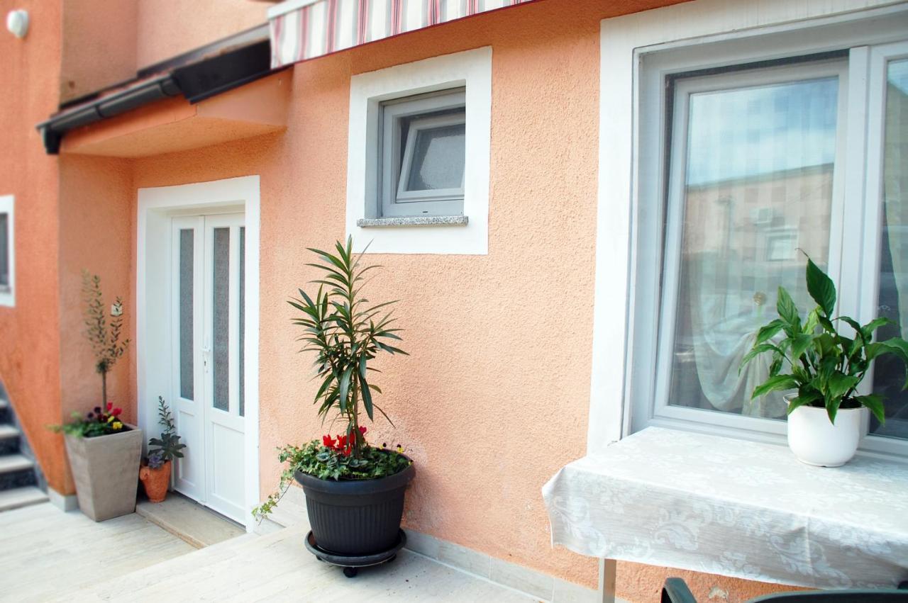 Apartments Skorup Ичичи Экстерьер фото